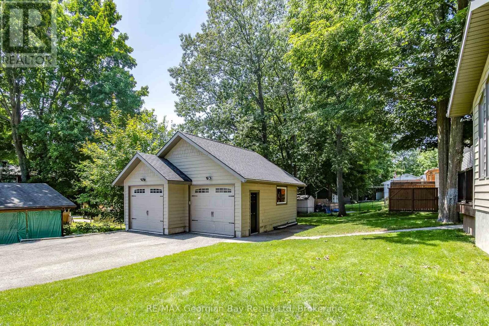 Photo 9 of 30 Brule Street, Penetanguishene ON