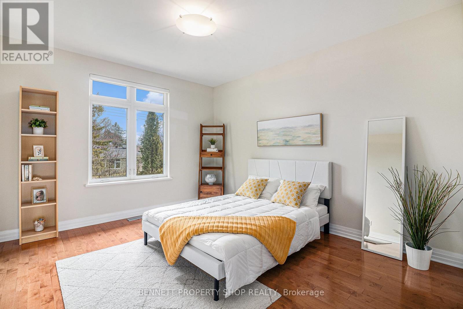 Photo 28 of 1934 Lenester Avenue, Ottawa ON