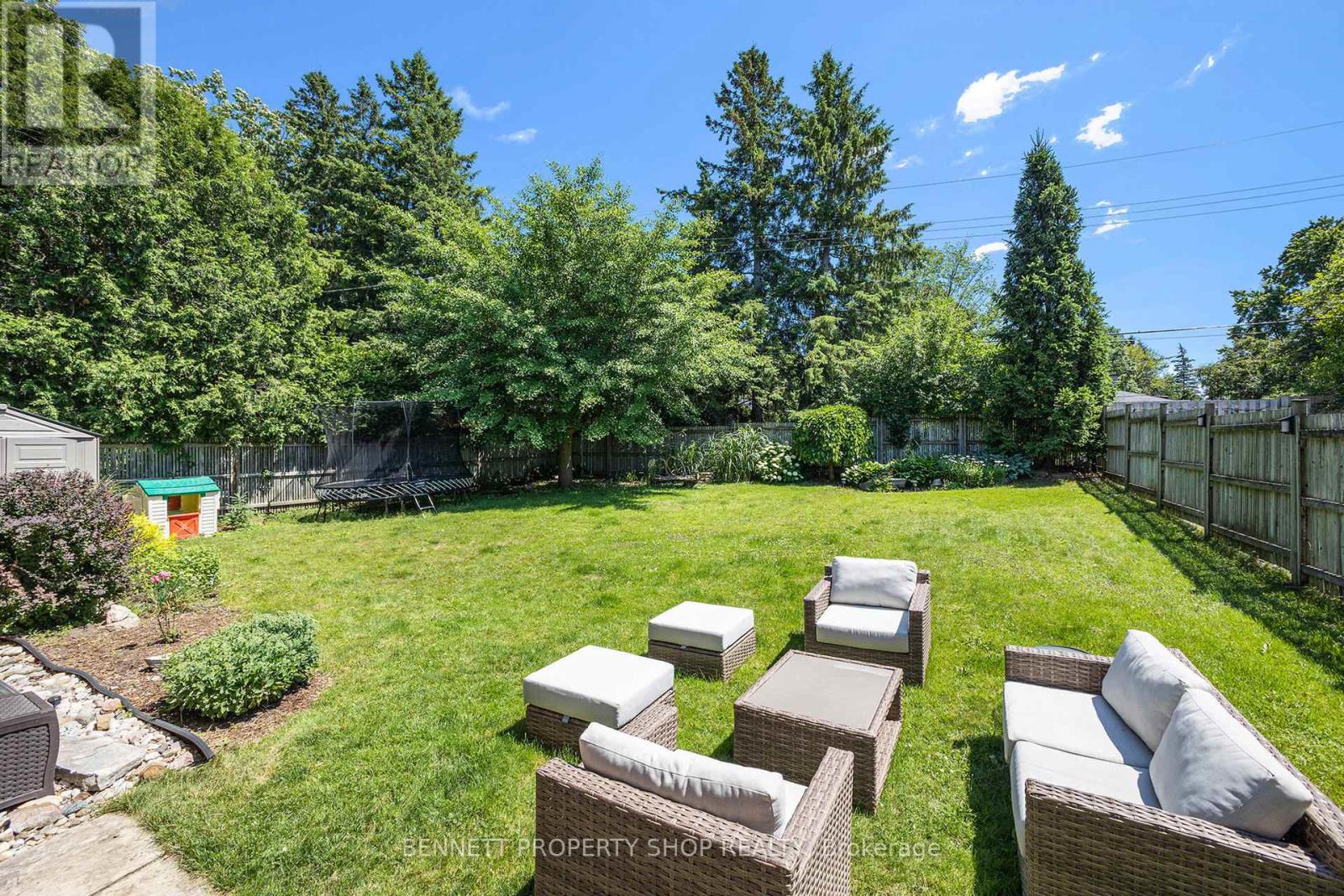 Photo 35 of 1934 Lenester Avenue, Ottawa ON