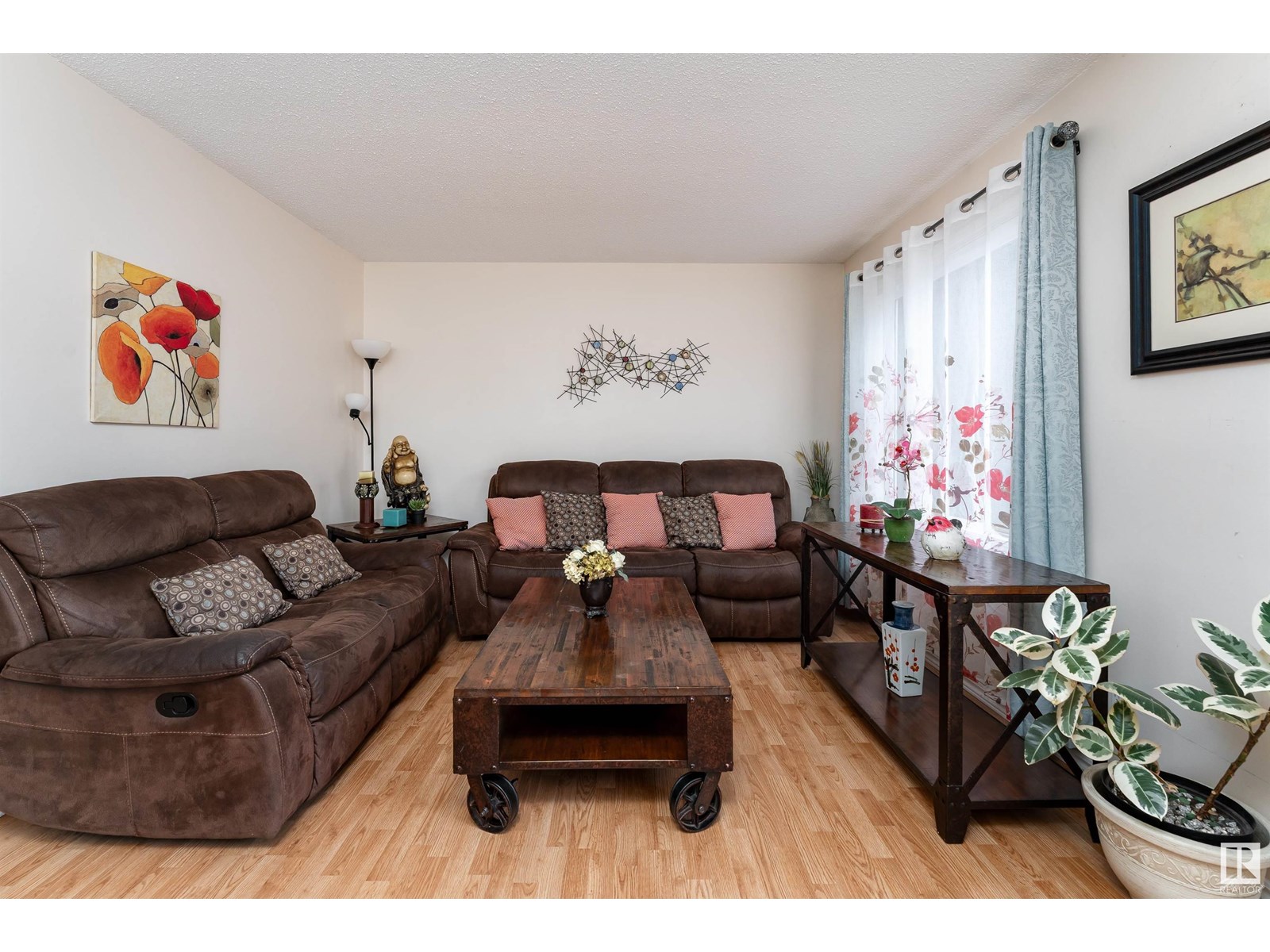 Photo 18 of 3195 139 Av Nw, Edmonton AB