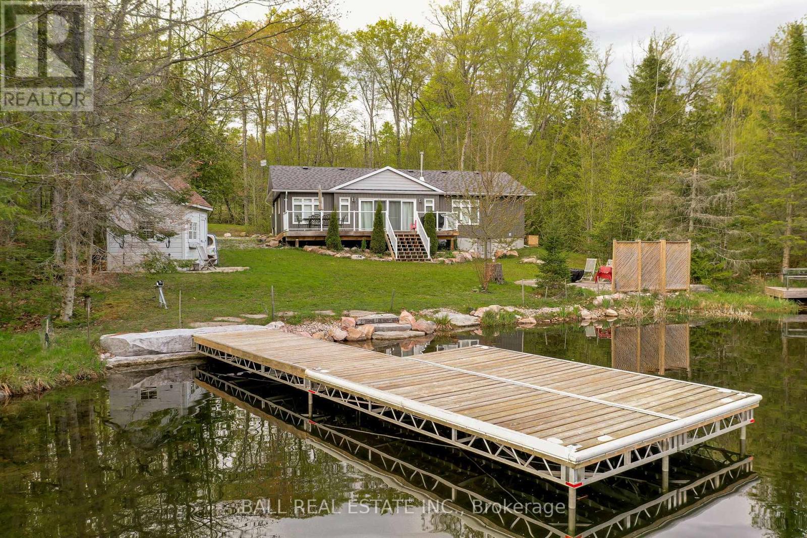 Photo 33 of 405 Philrick Drive, Trent Lakes ON
