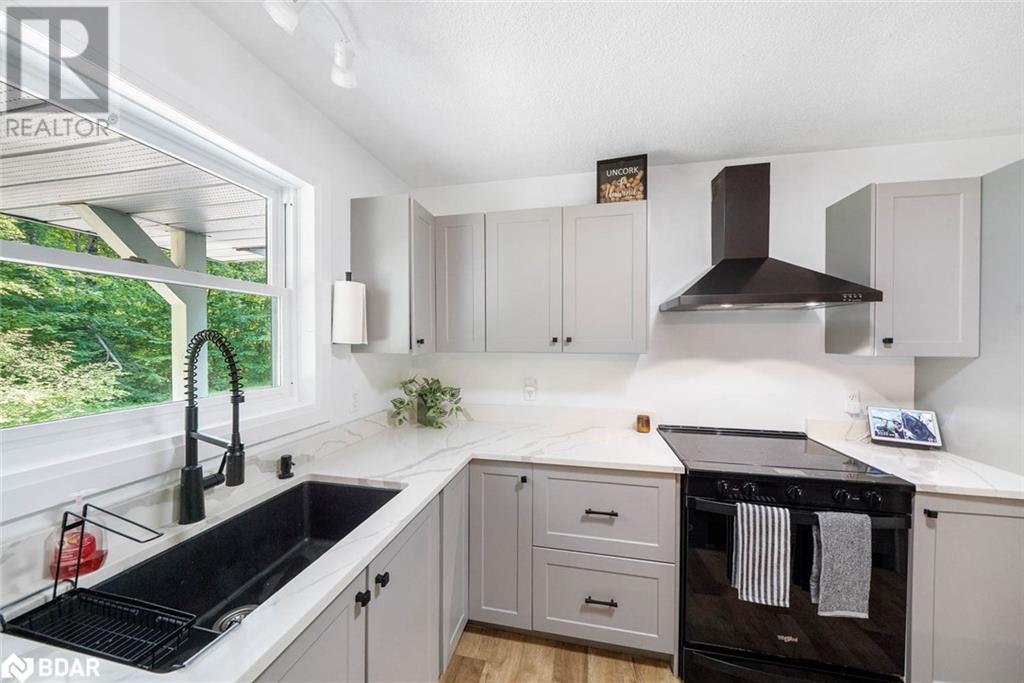 Photo 34 of 2021 Monck Road, Ramara ON
