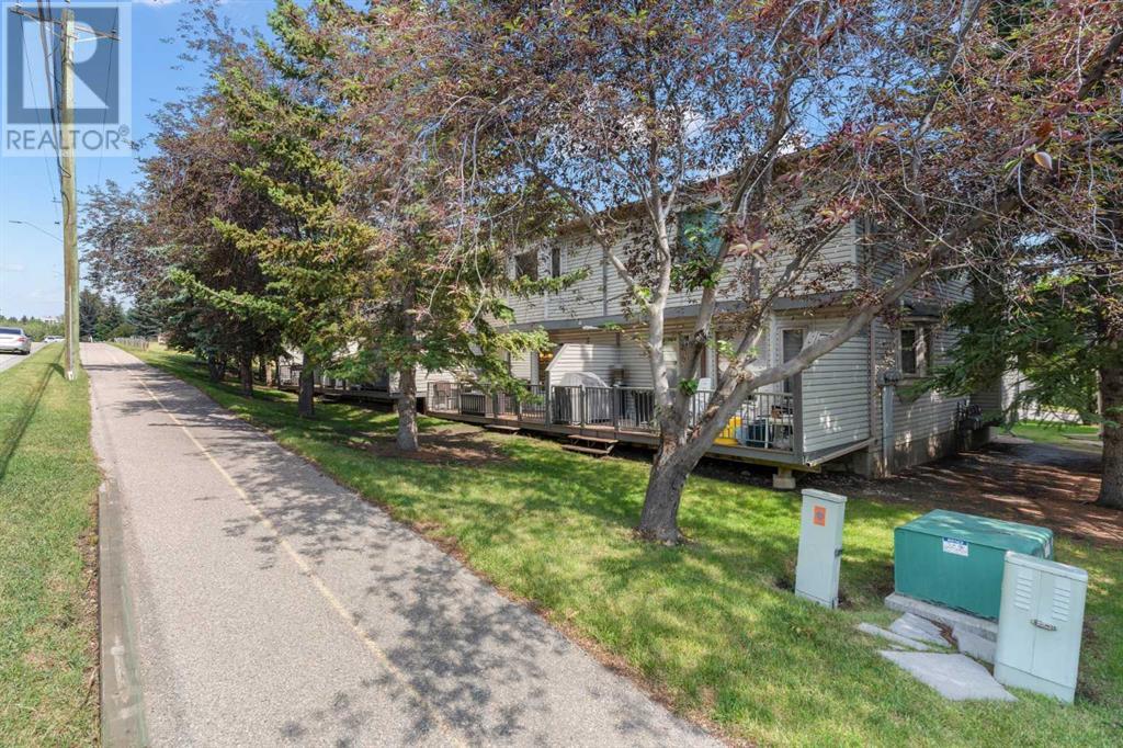 Single Family House for Sale in  Patina Park SW Patterson Calgary 