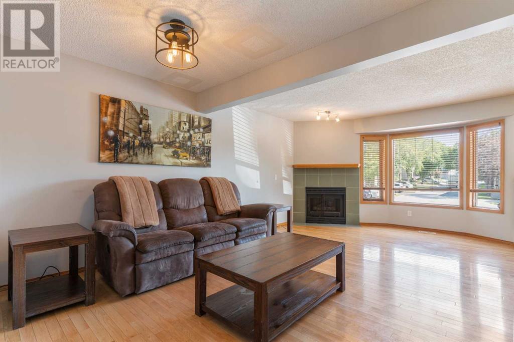 Single Family House for Sale in  Patina Park SW Patterson Calgary 