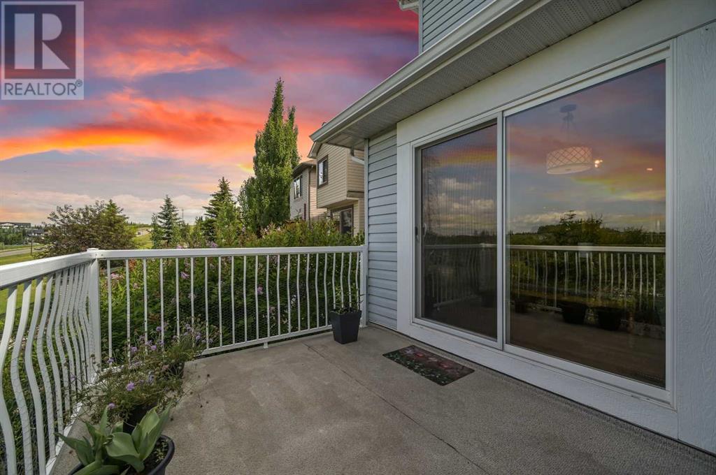 Single Family House for Sale in  Tuscany Ridge Terrace NW Tuscany Calgary 