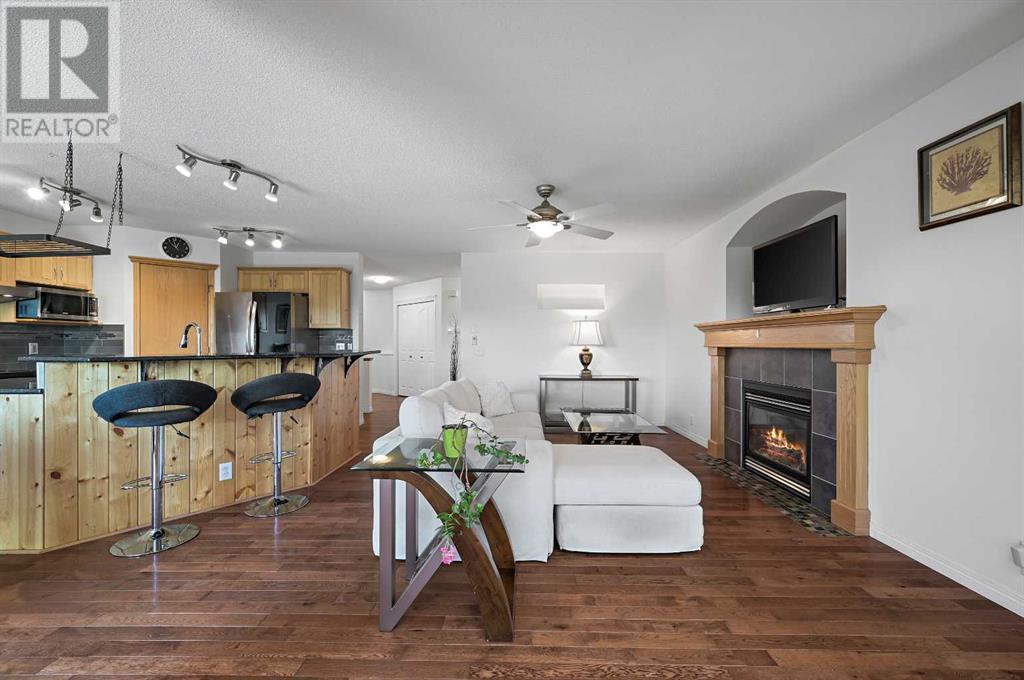 Single Family House for Sale in  Tuscany Ridge Terrace NW Tuscany Calgary 