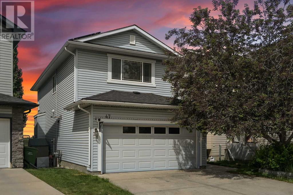 Single Family House for Sale in  Tuscany Ridge Terrace NW Tuscany Calgary 