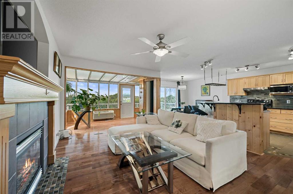 Single Family House for Sale in  Tuscany Ridge Terrace NW Tuscany Calgary 