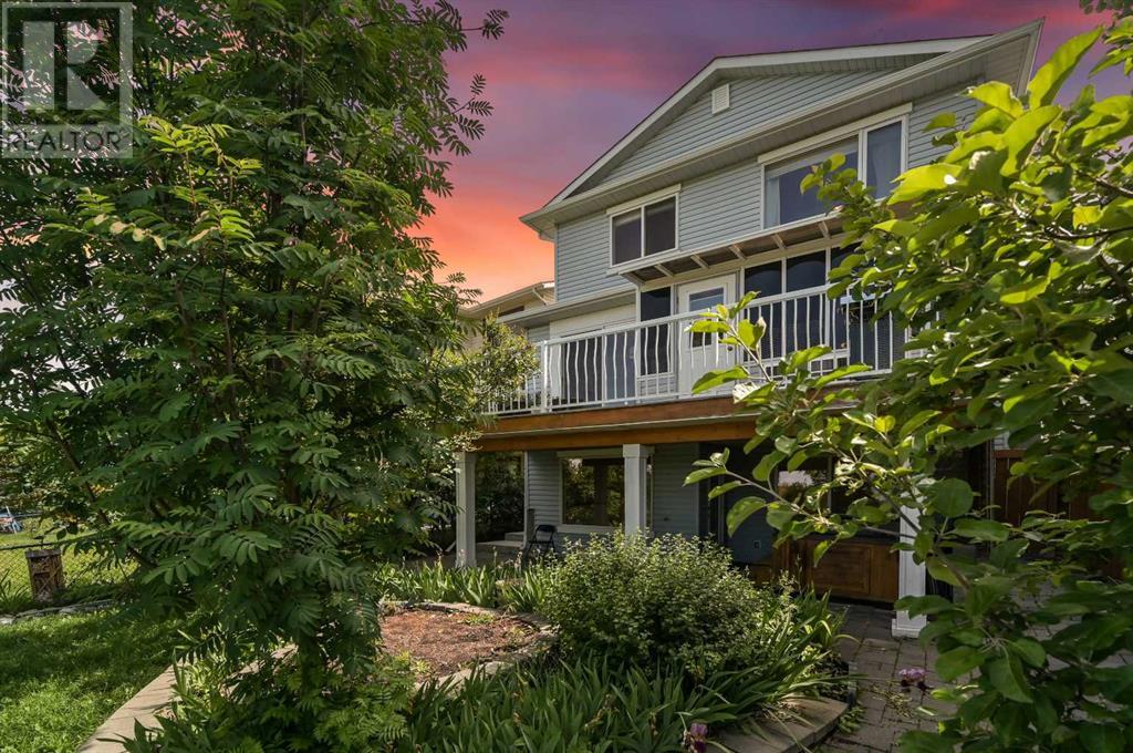 Single Family House for Sale in  Tuscany Ridge Terrace NW Tuscany Calgary 
