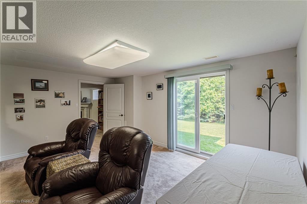 Photo 27 of 26 Cobblestone Drive, Paris ON
