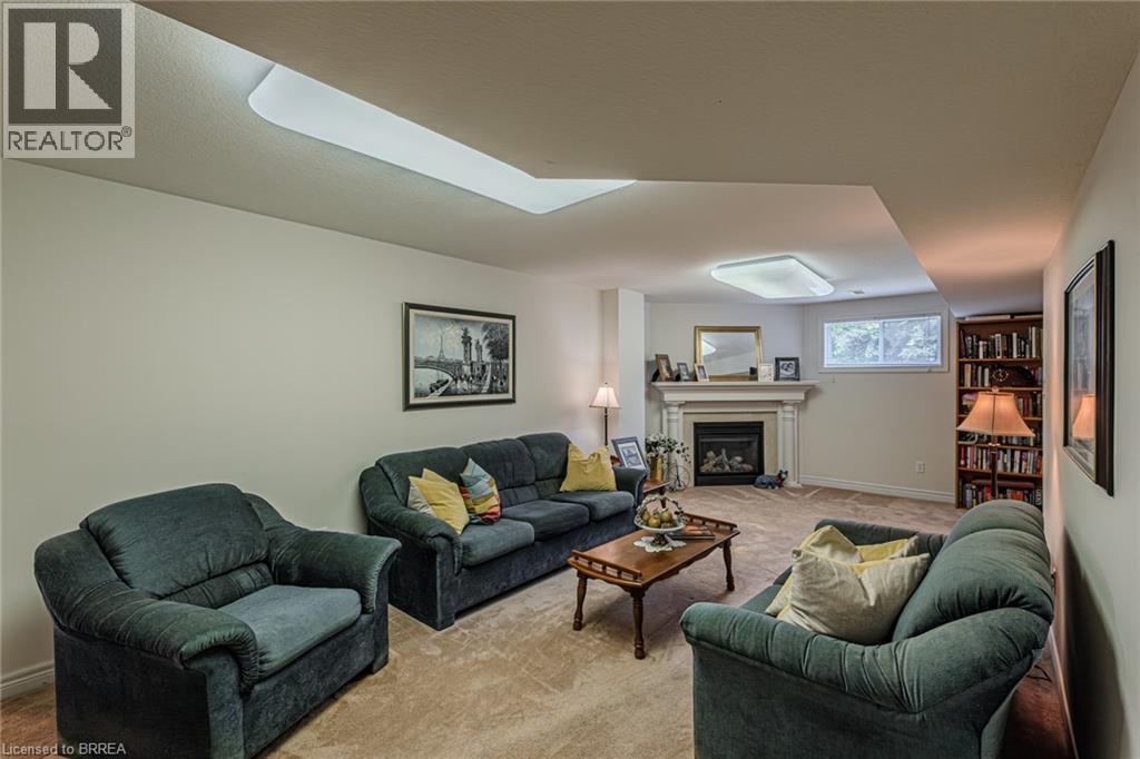 Photo 30 of 26 Cobblestone Drive, Paris ON