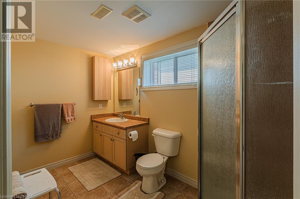 Photo 34 of 26 Cobblestone Drive, Paris ON