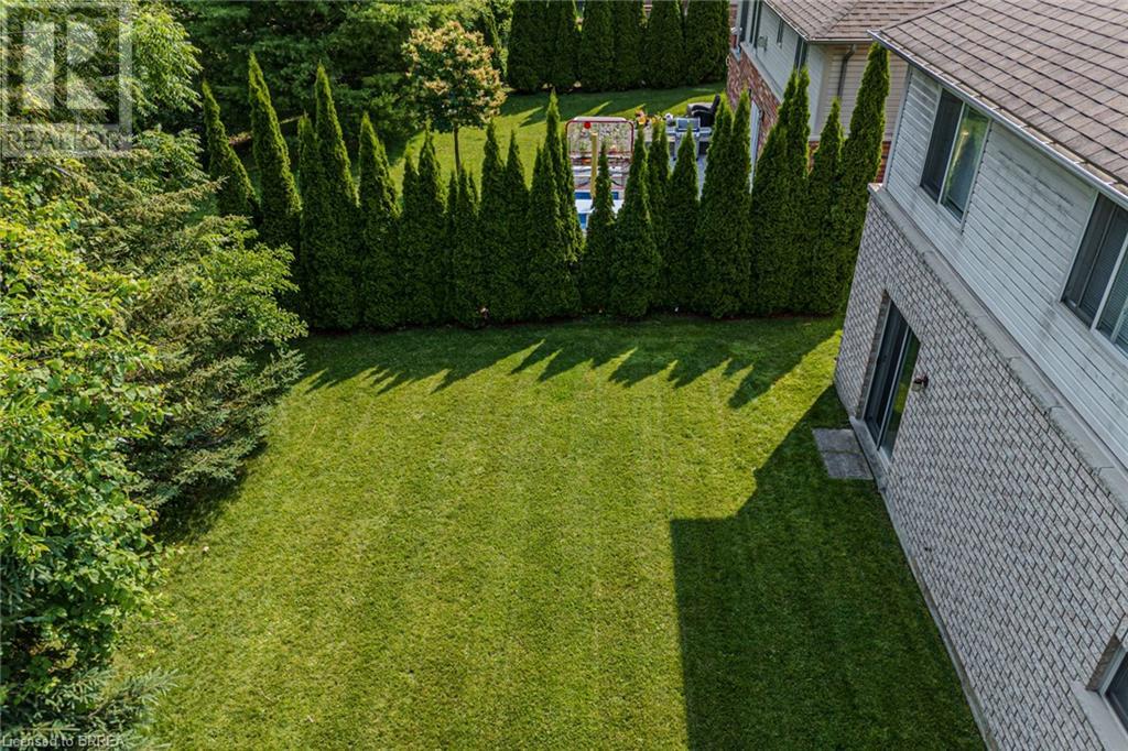 Photo 37 of 26 Cobblestone Drive, Paris ON