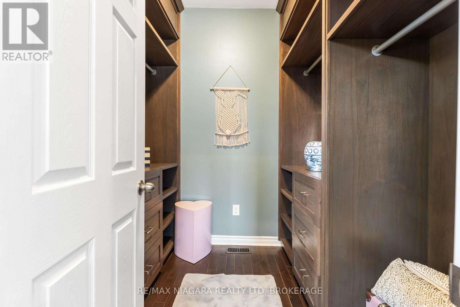Photo 16 of 3157 Bethune Avenue, Fort Erie ON