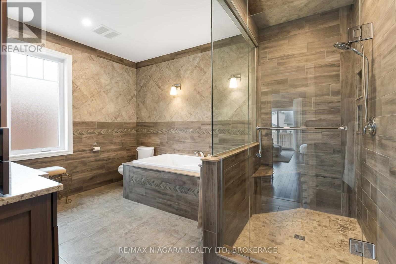 Photo 45 of 3157 Bethune Avenue, Fort Erie ON