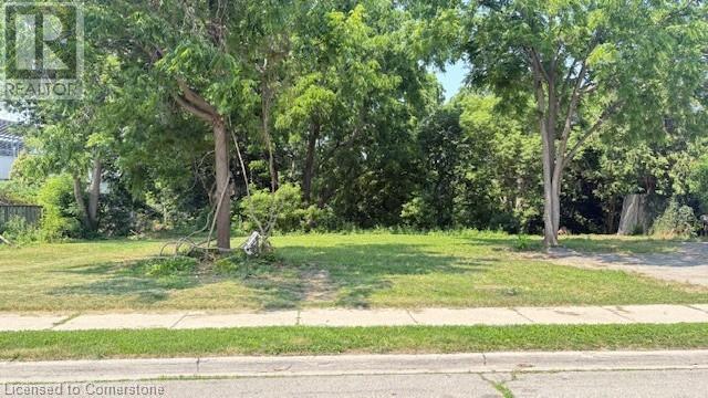 Photo 1 of 15 Robinson Street N, Grimsby ON