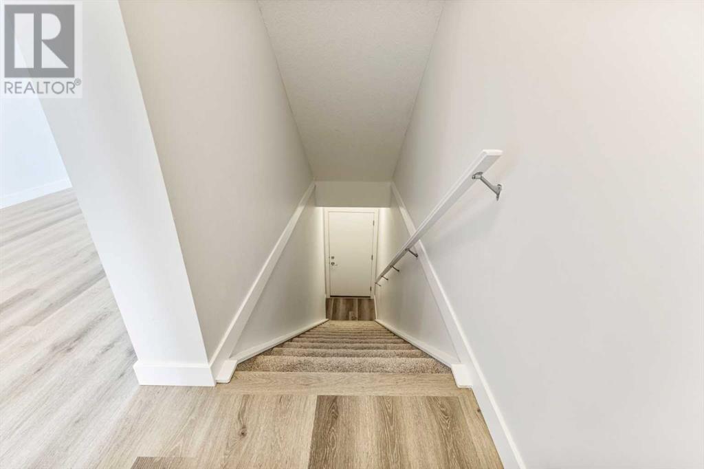 Single Family House for Sale in   Evanscrest Park NW Evanston Calgary 