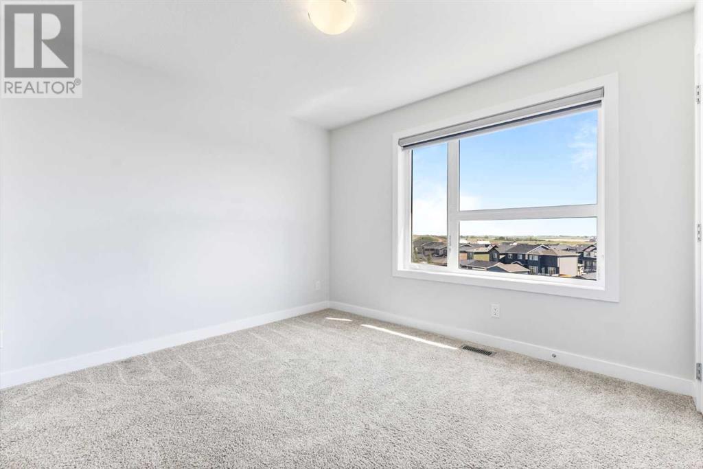 Single Family House for Sale in   Evanscrest Park NW Evanston Calgary 