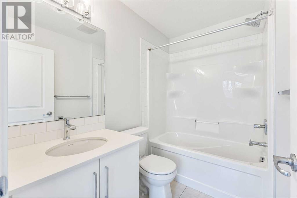 Single Family House for Sale in   Evanscrest Park NW Evanston Calgary 