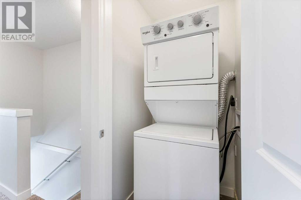Single Family House for Sale in   Evanscrest Park NW Evanston Calgary 