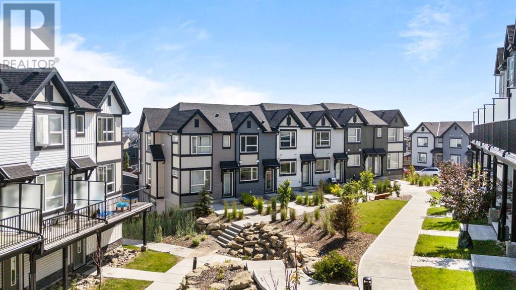 Single Family House for Sale in   Evanscrest Park NW Evanston Calgary 
