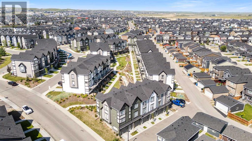 Single Family House for Sale in   Evanscrest Park NW Evanston Calgary 