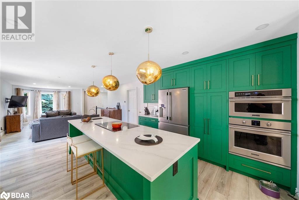 Photo 11 of 78 Ward Drive, Barrie ON