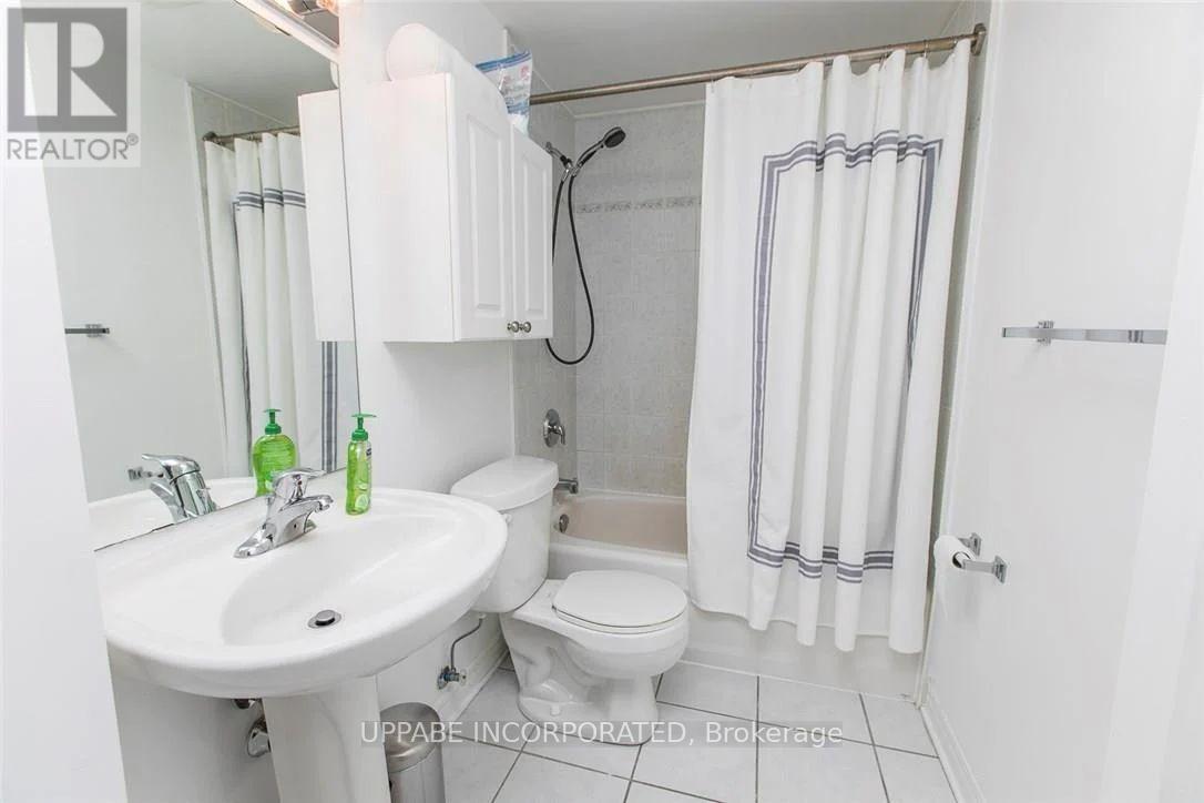 Photo 10 of 103 134 York Street, Ottawa ON