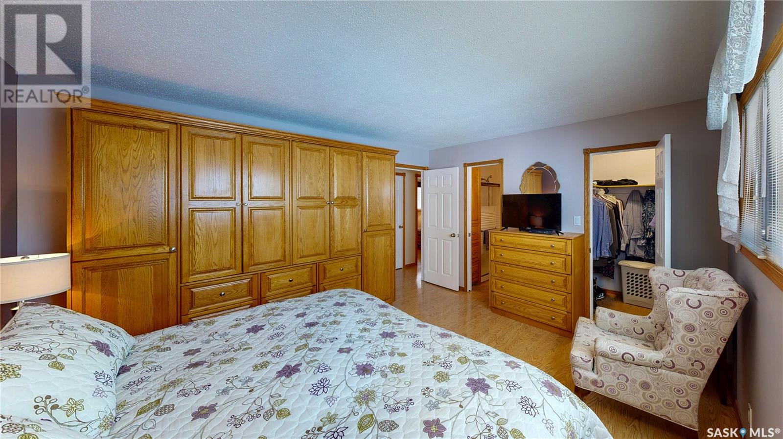 Single Family House Bungalow for Sale in  RYAN ROAD Regina 