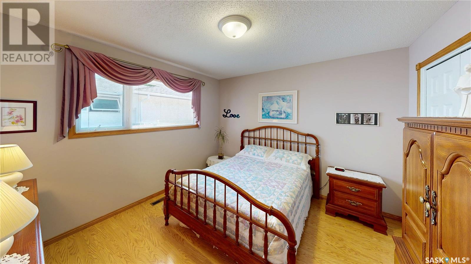 Single Family House Bungalow for Sale in  RYAN ROAD Regina 