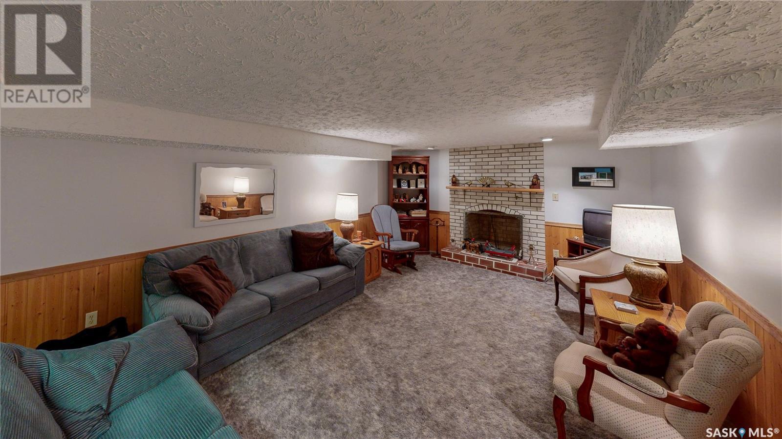 Single Family House Bungalow for Sale in  RYAN ROAD Regina 