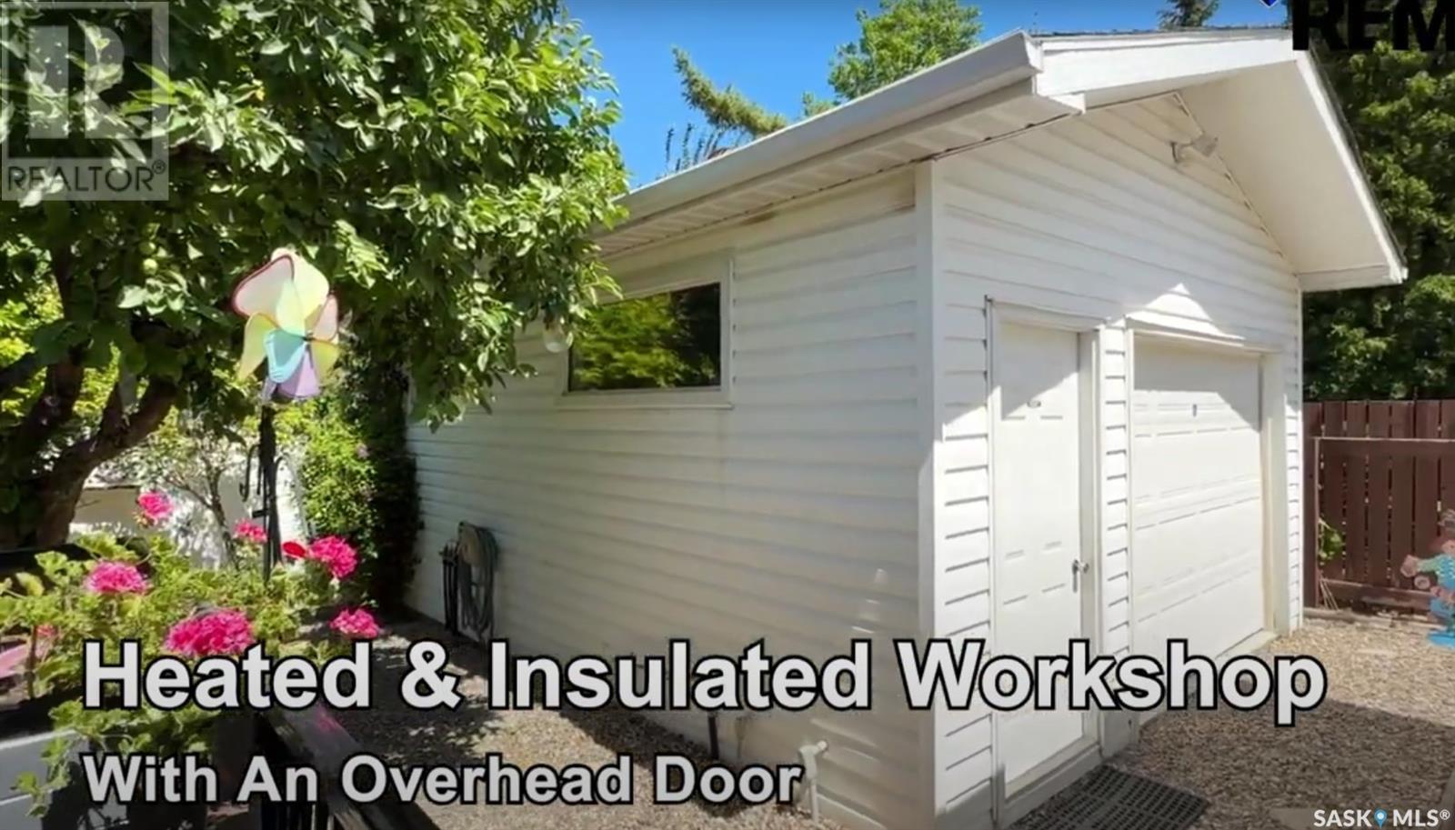 Single Family House Bungalow for Sale in  RYAN ROAD Regina 