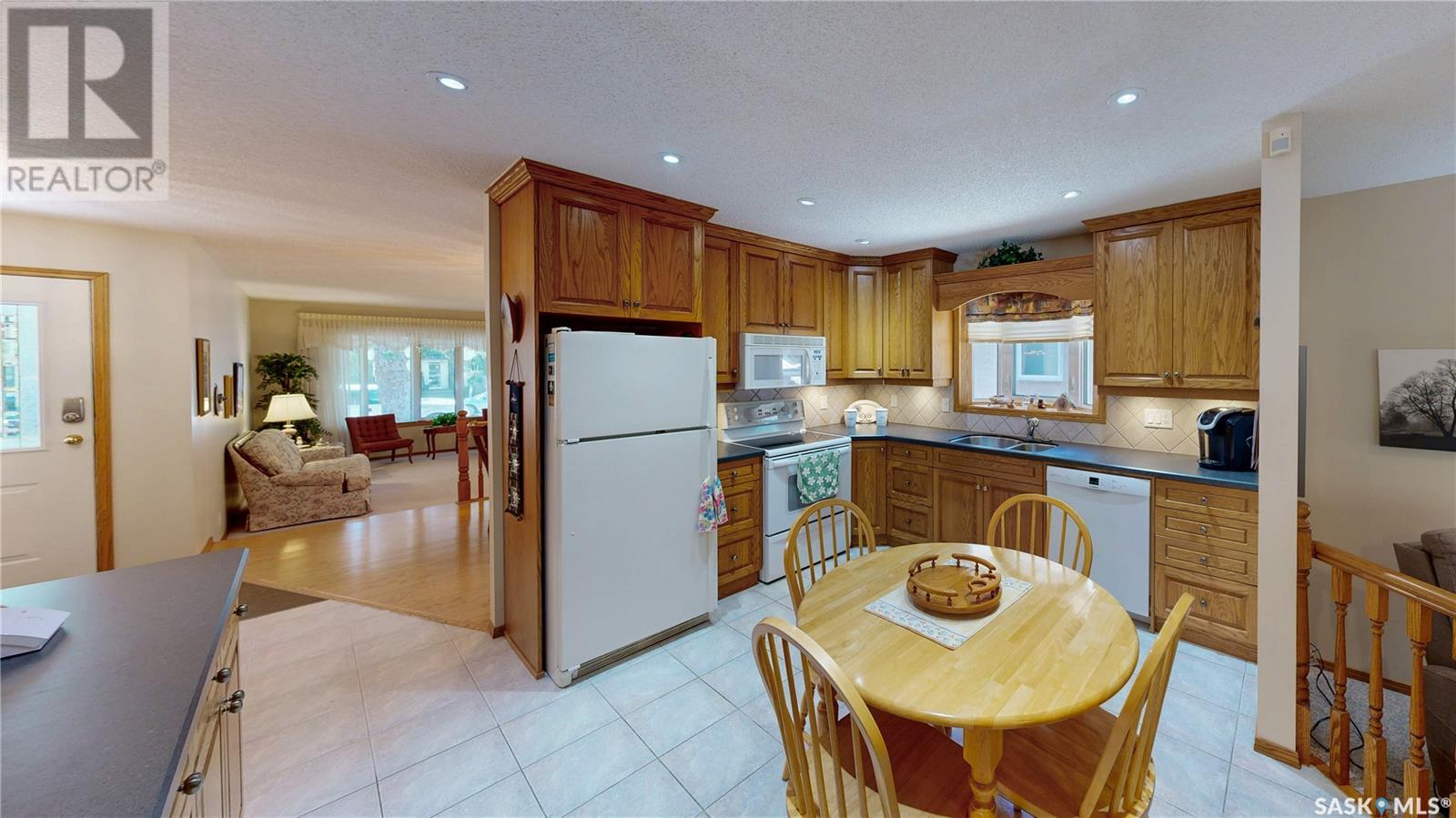 Single Family House Bungalow for Sale in  RYAN ROAD Regina 