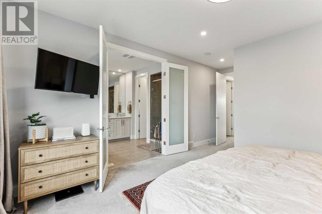 Single Family House for Sale in   Avenue SW Rosscarrock Calgary 