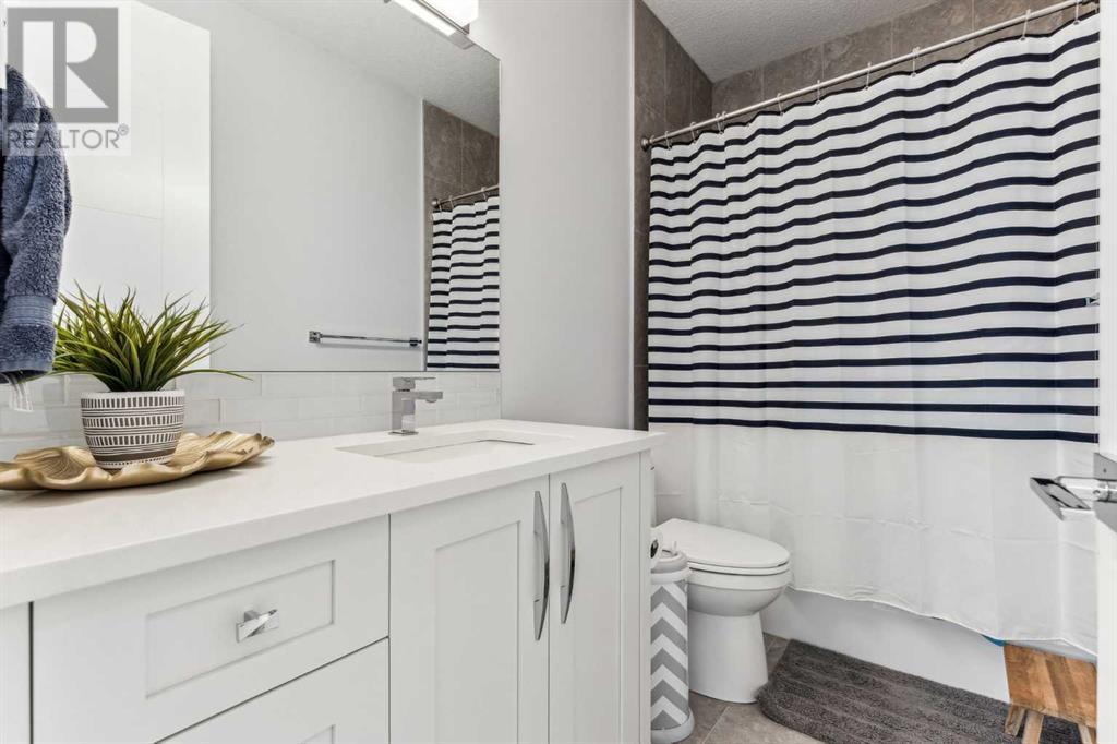 Single Family House for Sale in   Avenue SW Rosscarrock Calgary 
