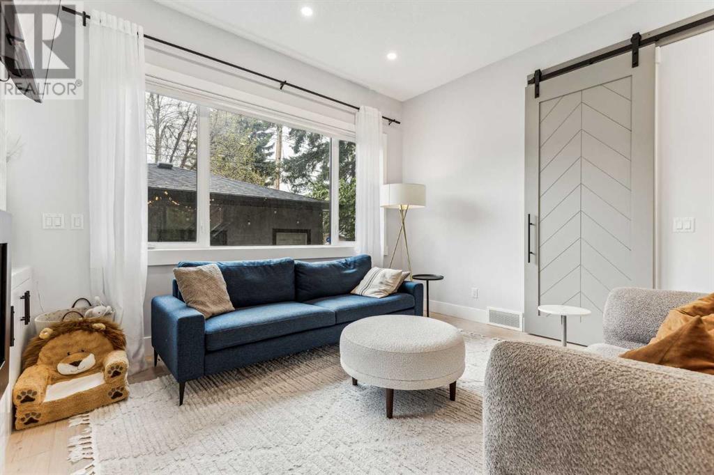 Single Family House for Sale in   Avenue SW Rosscarrock Calgary 