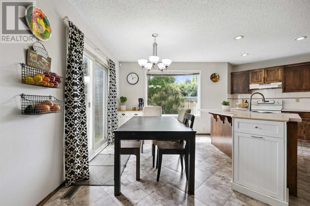 Single Family House for Sale in  Mckenzie Place SE McKenzie Lake Calgary 