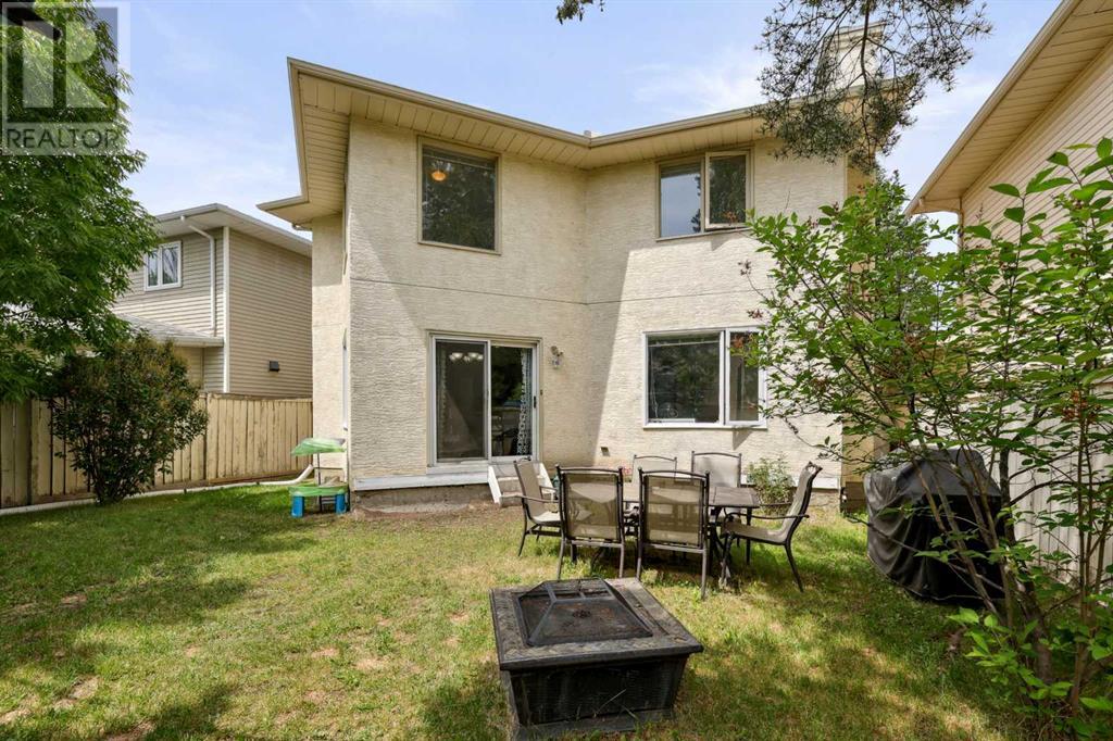 Single Family House for Sale in  Mckenzie Place SE McKenzie Lake Calgary 