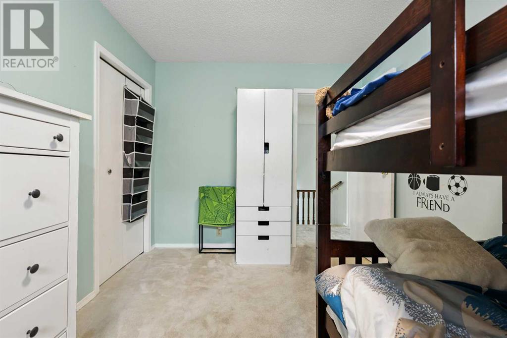 Single Family House for Sale in  Mckenzie Place SE McKenzie Lake Calgary 