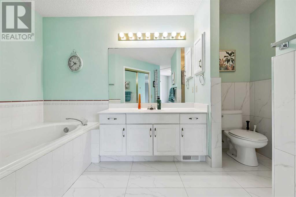 Single Family House for Sale in  Mckenzie Place SE McKenzie Lake Calgary 