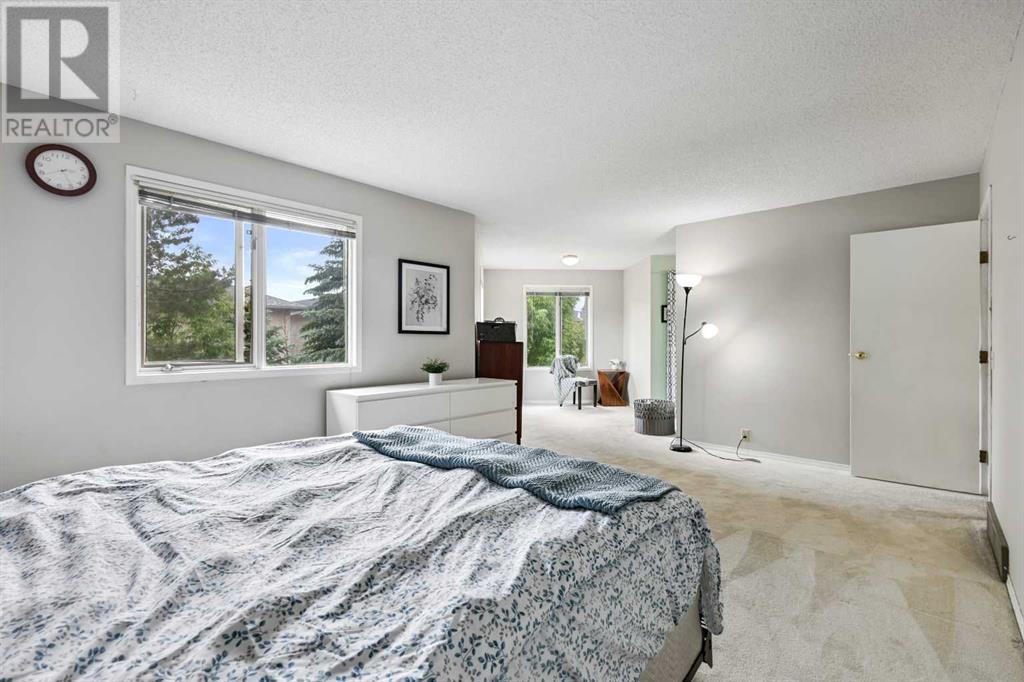 Single Family House for Sale in  Mckenzie Place SE McKenzie Lake Calgary 