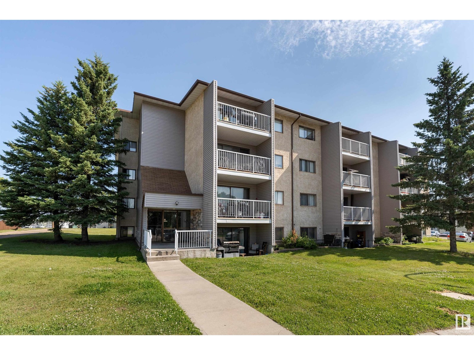Photo 2 of 105 51 Brown St, Stony Plain AB