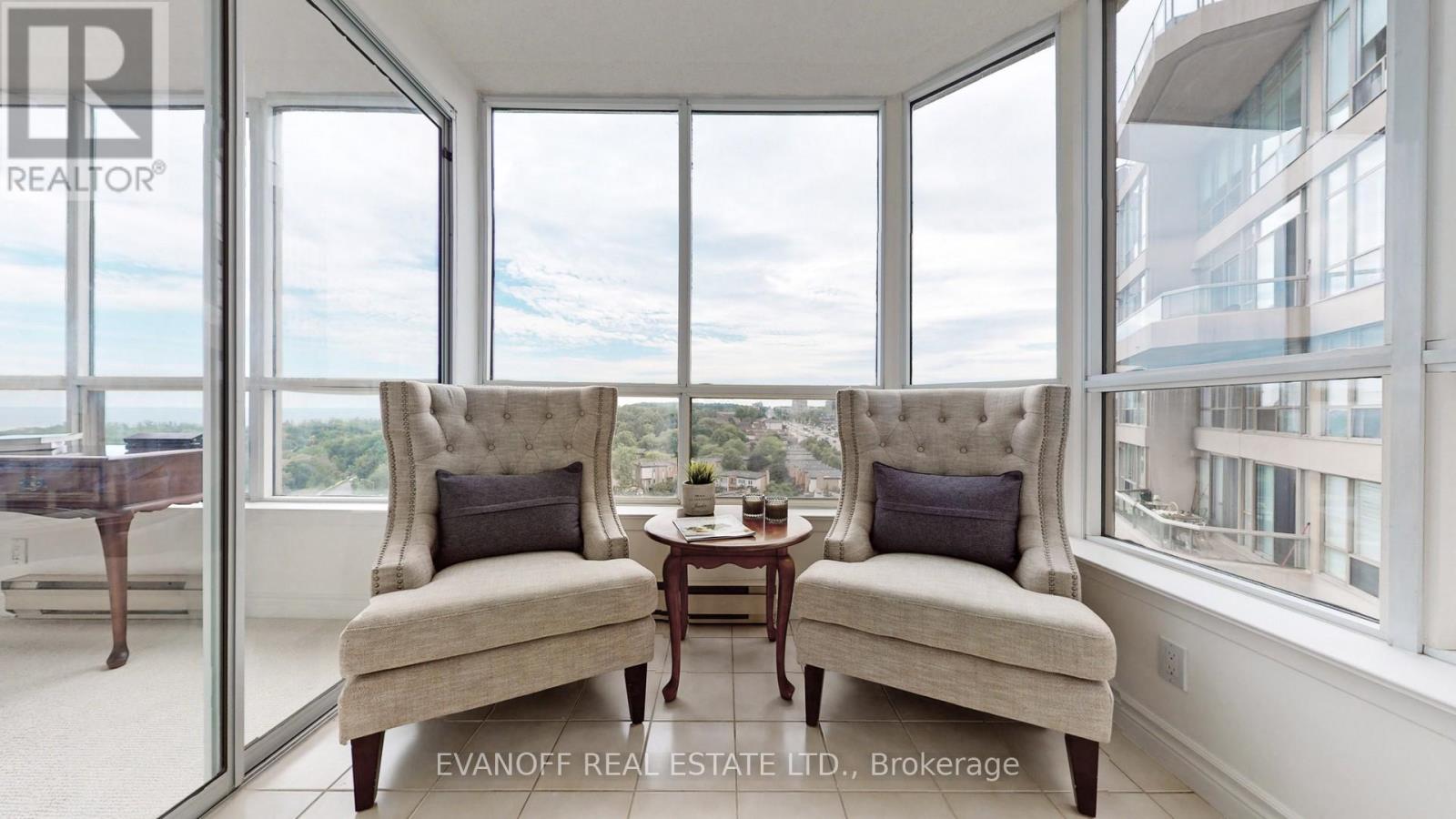 Photo 31 of 1226 10 Guildwood Parkway, Toronto ON