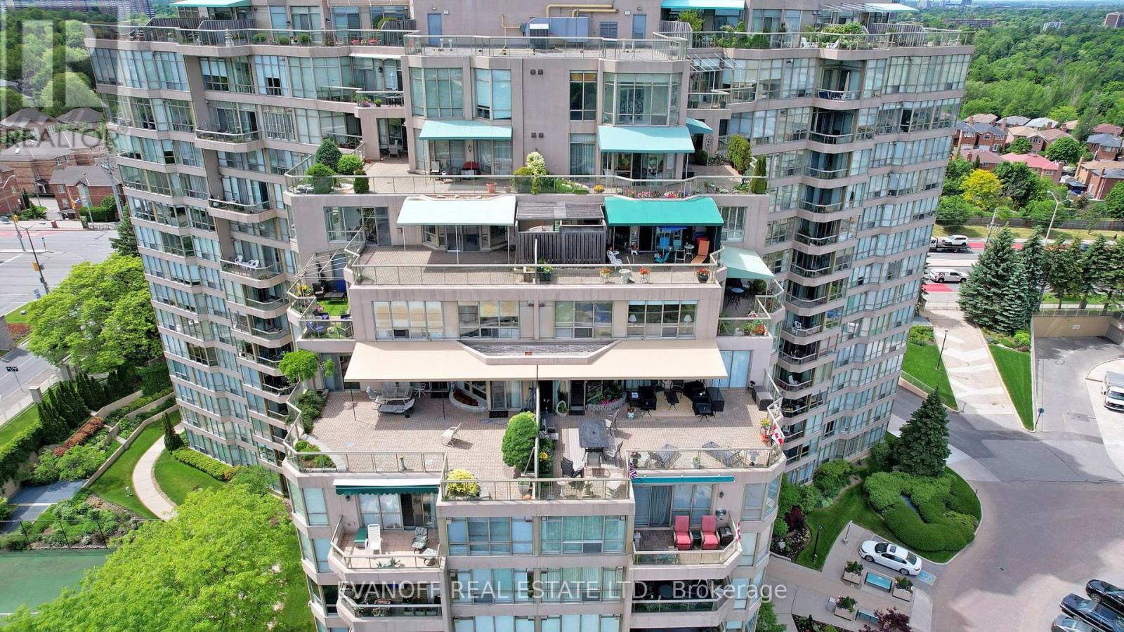 Photo 23 of 1226 10 Guildwood Parkway, Toronto ON
