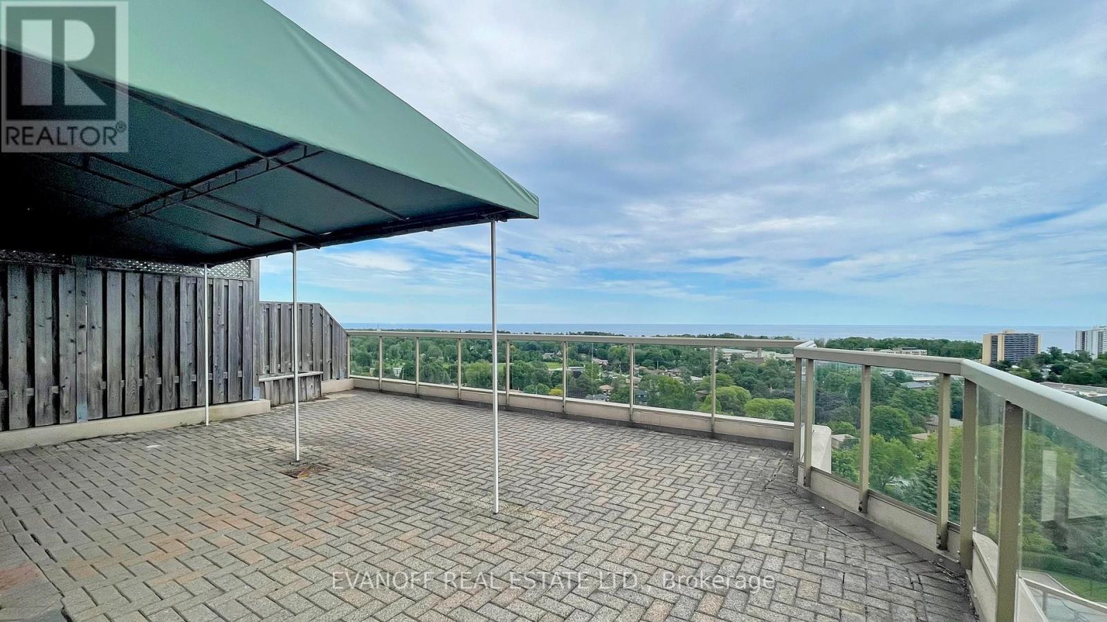 Photo 20 of 1226 10 Guildwood Parkway, Toronto ON