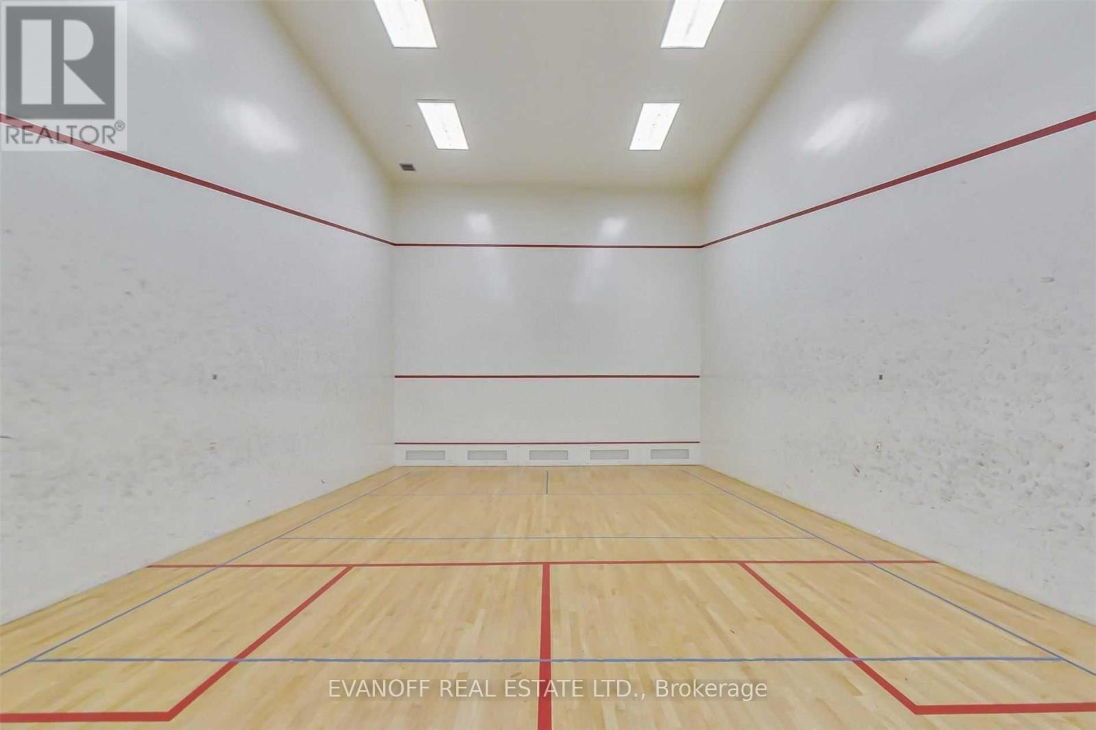 Photo 5 of 1226 10 Guildwood Parkway, Toronto ON