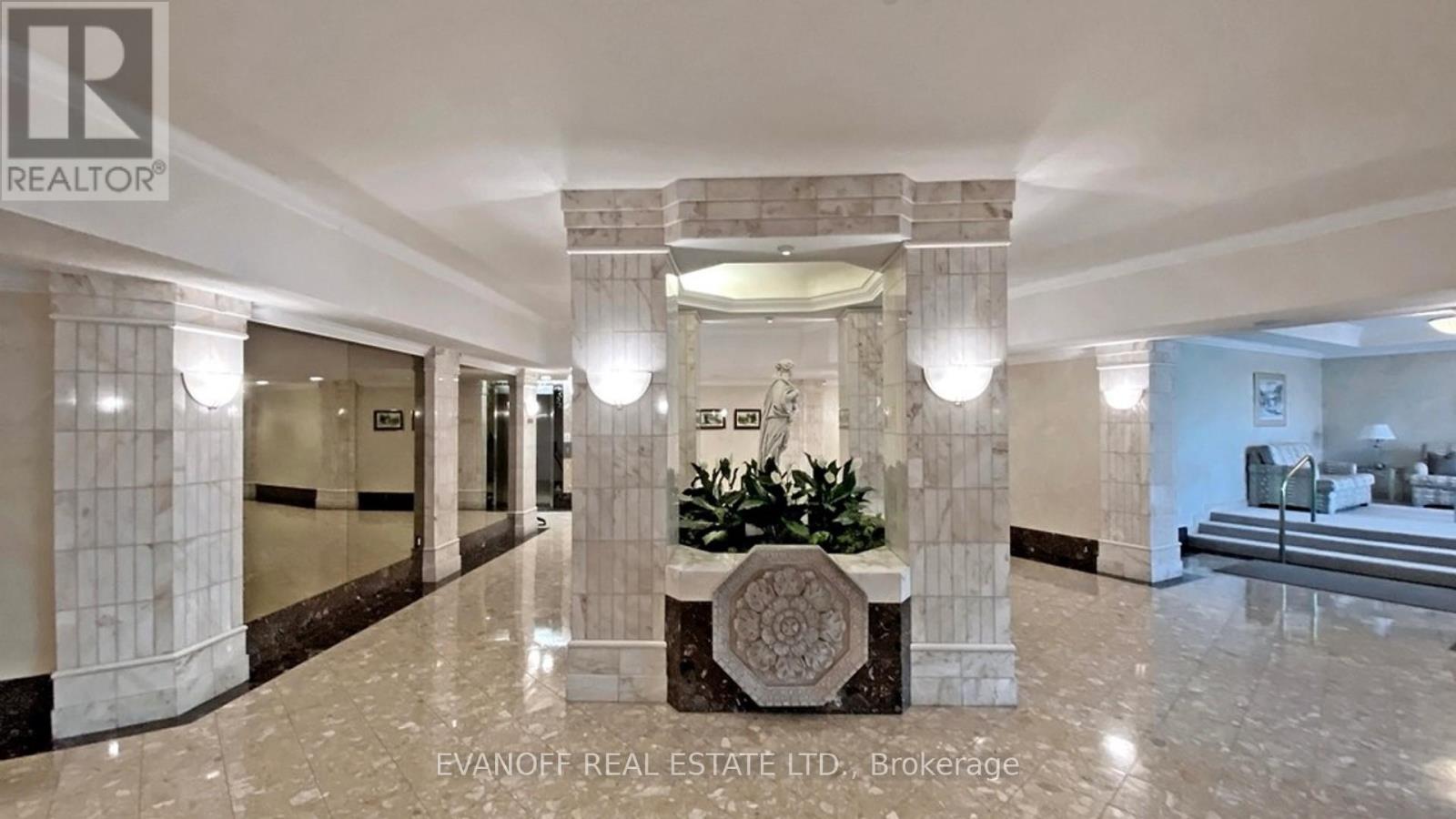 Photo 22 of 1226 10 Guildwood Parkway, Toronto ON