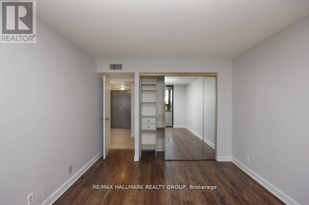 Photo 24 of 605 2019 Carling Avenue, Ottawa ON