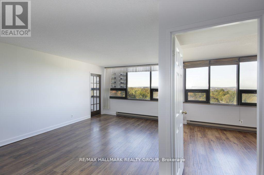 Photo 11 of 605 2019 Carling Avenue, Ottawa ON