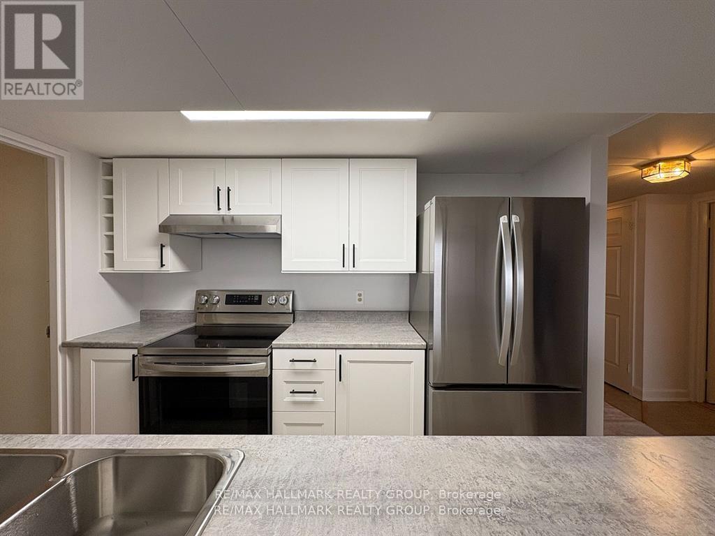 Photo 16 of 605 2019 Carling Avenue, Ottawa ON
